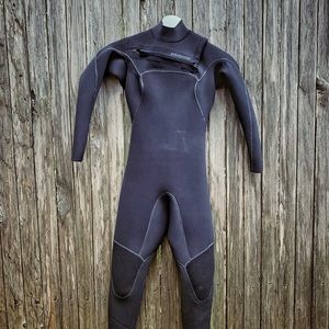 Patagonia Women's Front-Zip Full Wetsuit